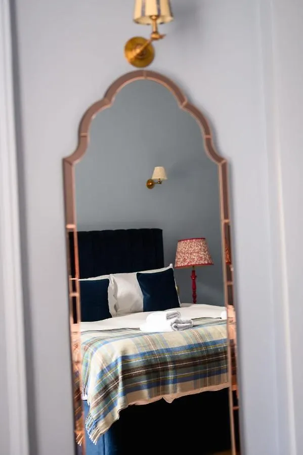 Cosy City Centre First Floor Family Room Edinburgh Kro
